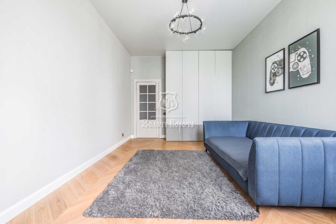 Продажа 4-комнатной квартиры 174 м², Вышгородская ул., 45А/3
