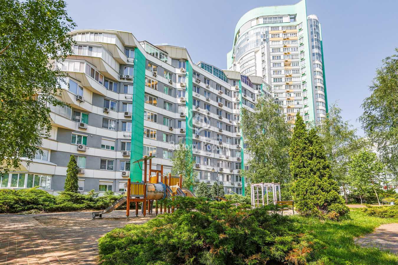 Продажа 4-комнатной квартиры 174 м², Вышгородская ул., 45А/3