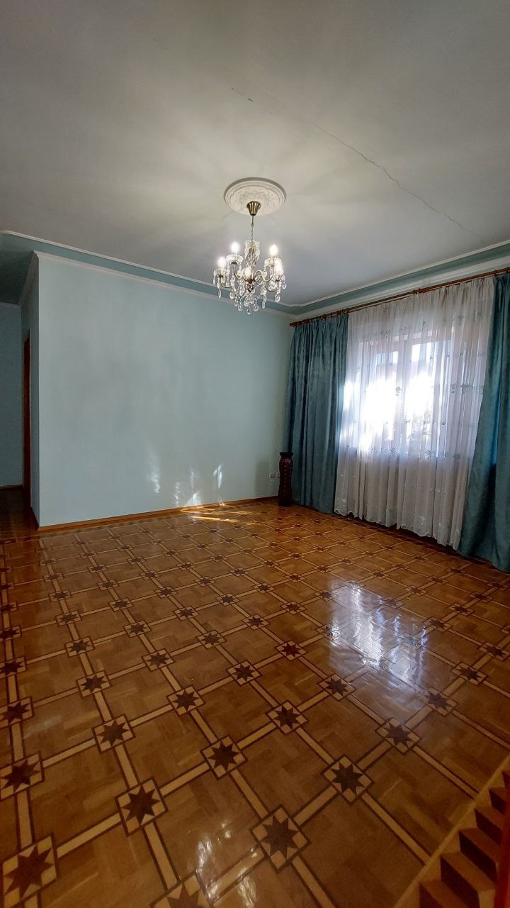 Продаж будинку 350 м², Абрикосова вул., 91