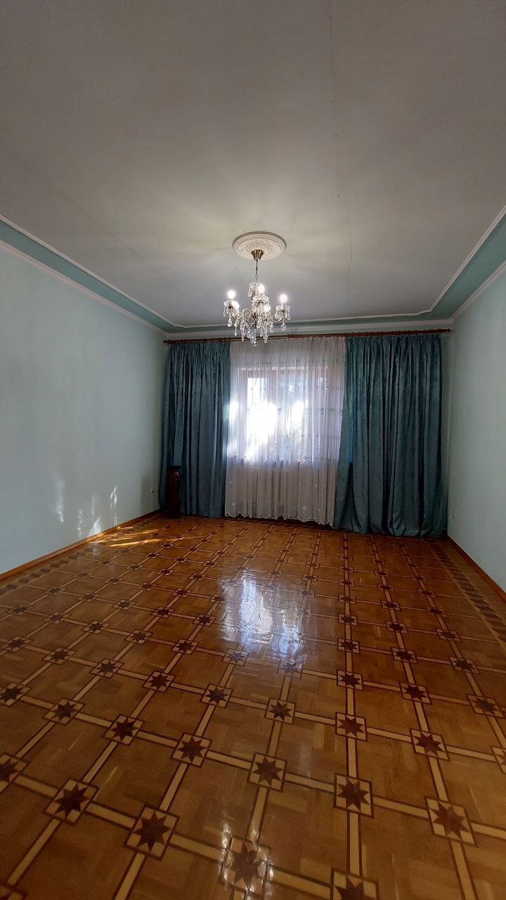 Продаж будинку 350 м², Абрикосова вул., 91