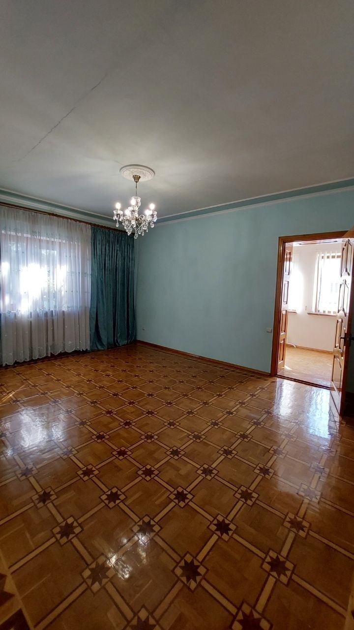 Продаж будинку 350 м², Абрикосова вул., 91