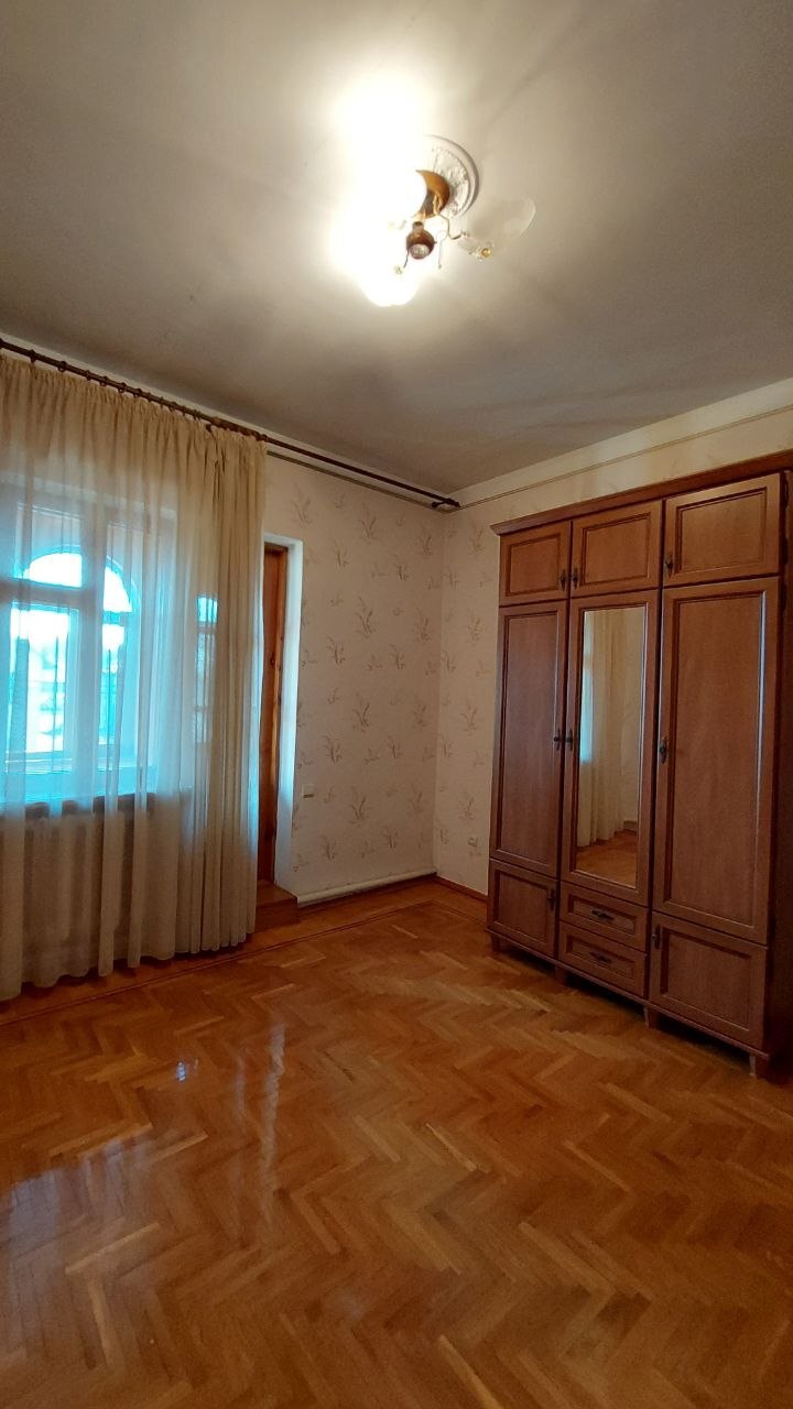Продаж будинку 350 м², Абрикосова вул., 91