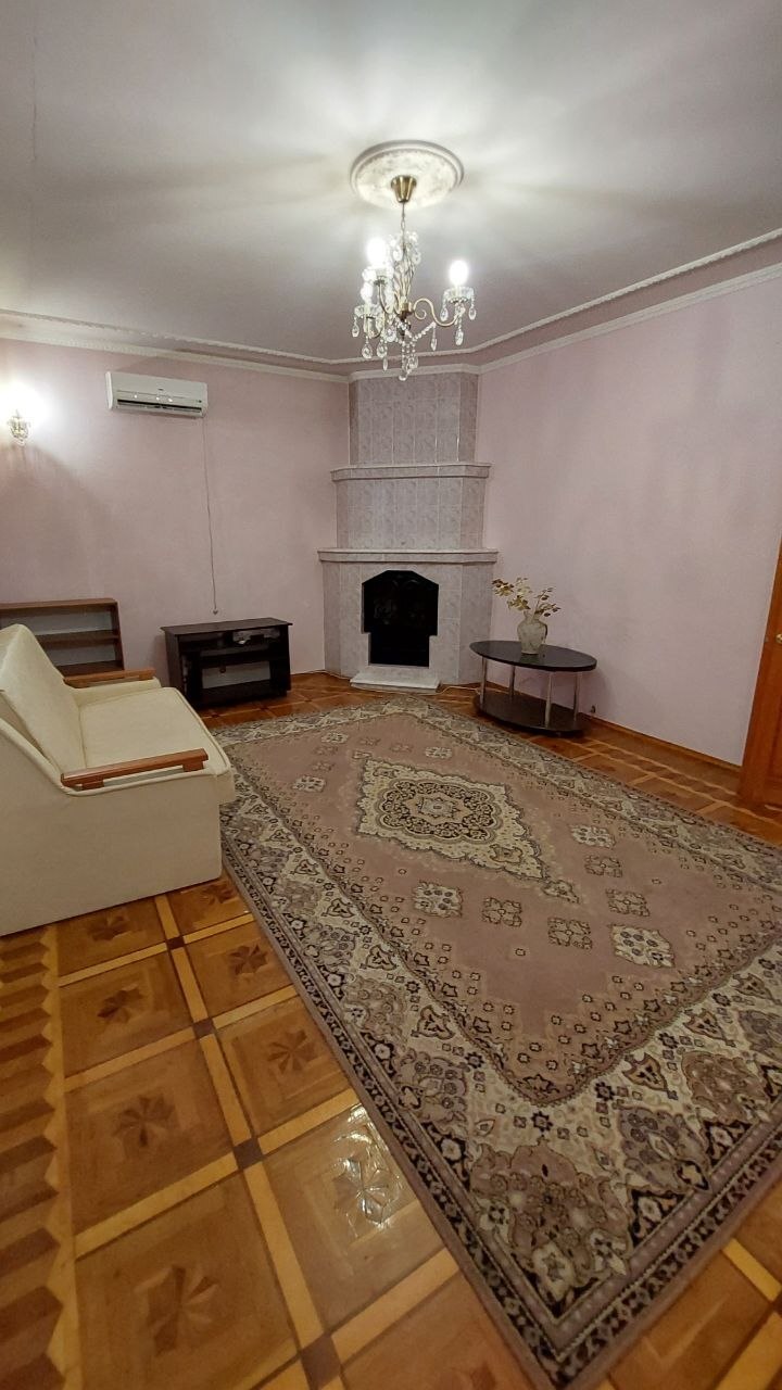 Продаж будинку 350 м², Абрикосова вул., 91