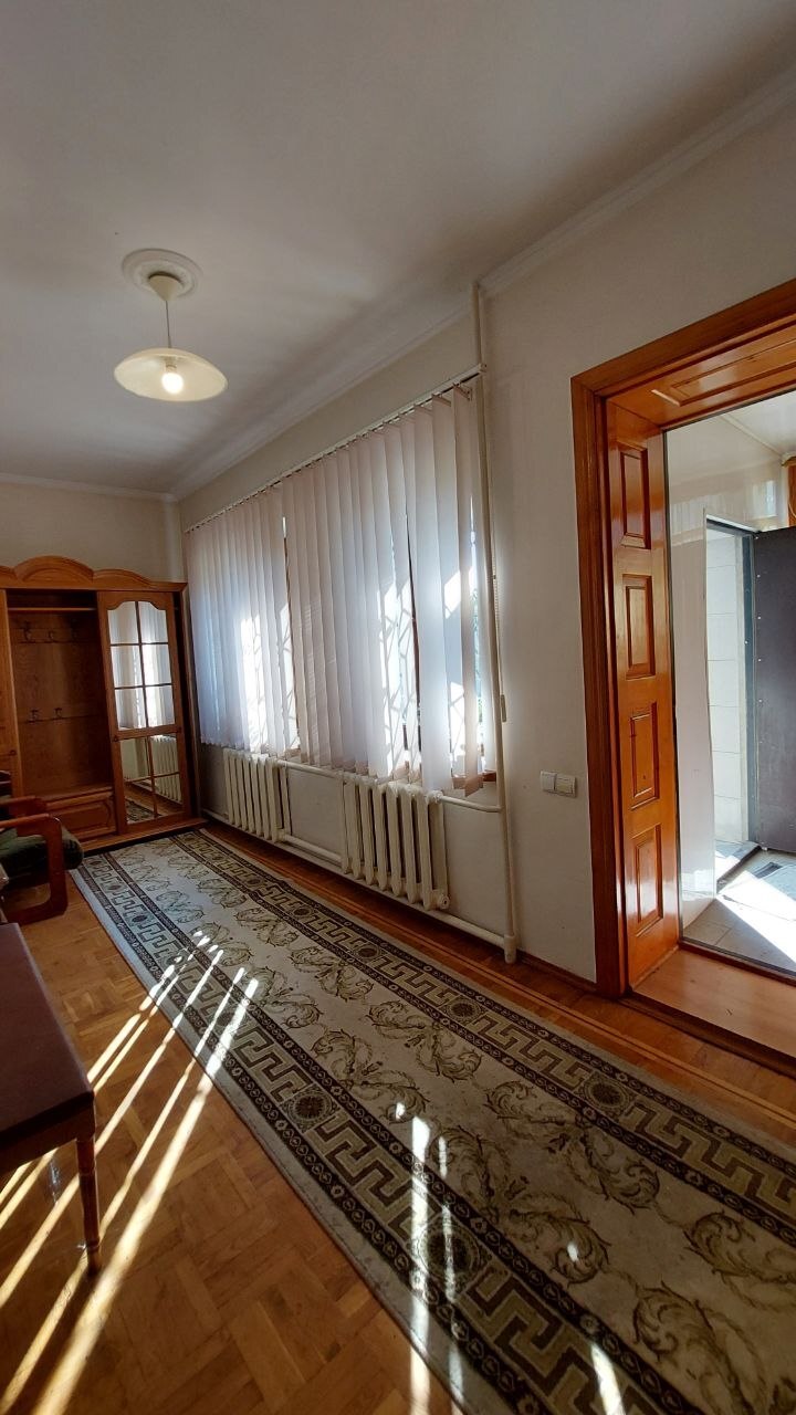 Продаж будинку 350 м², Абрикосова вул., 91