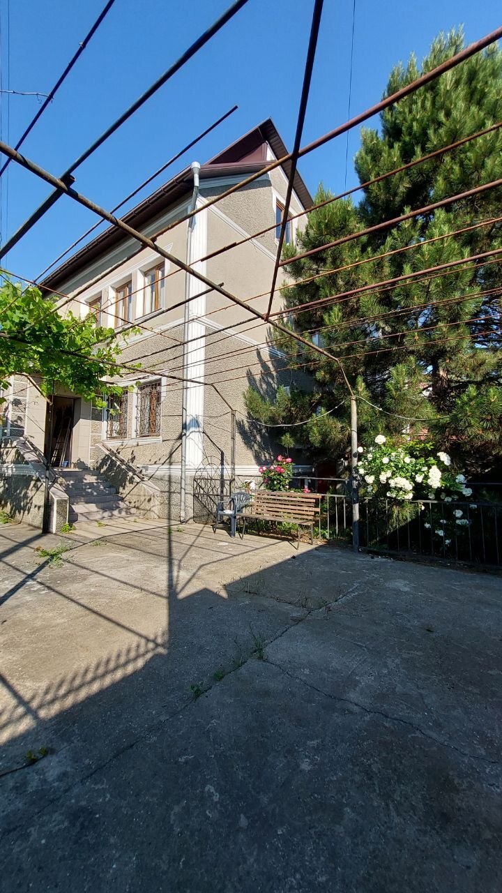 Продаж будинку 350 м², Абрикосова вул., 91