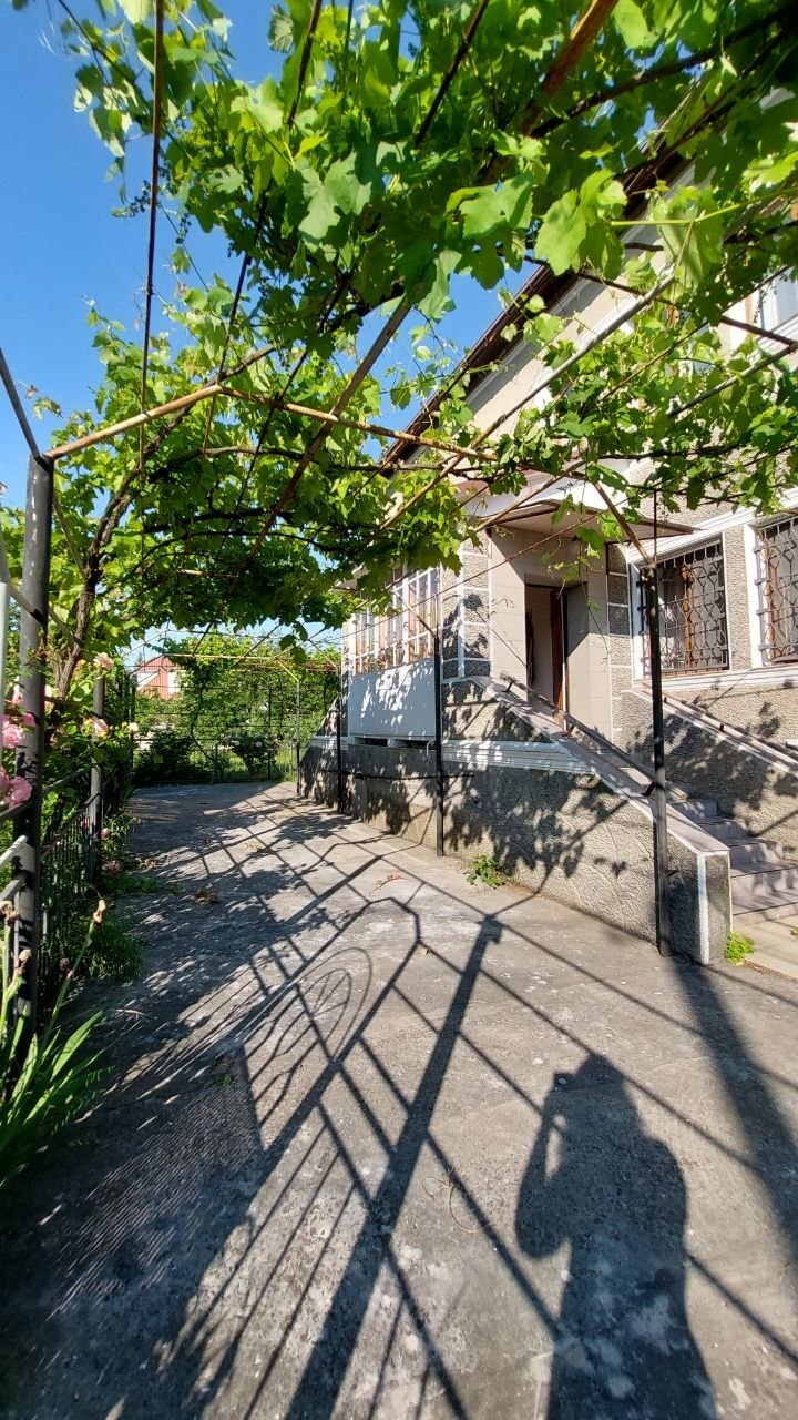 Продаж будинку 350 м², Абрикосова вул., 91