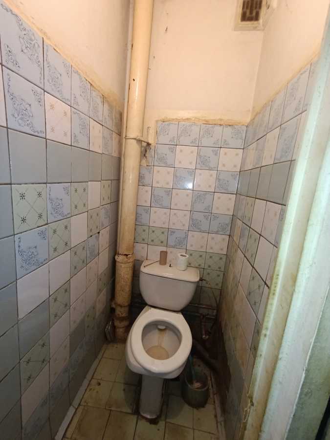 Продаж 2-кімнатної квартири 56 м², Каштанова вул., 4