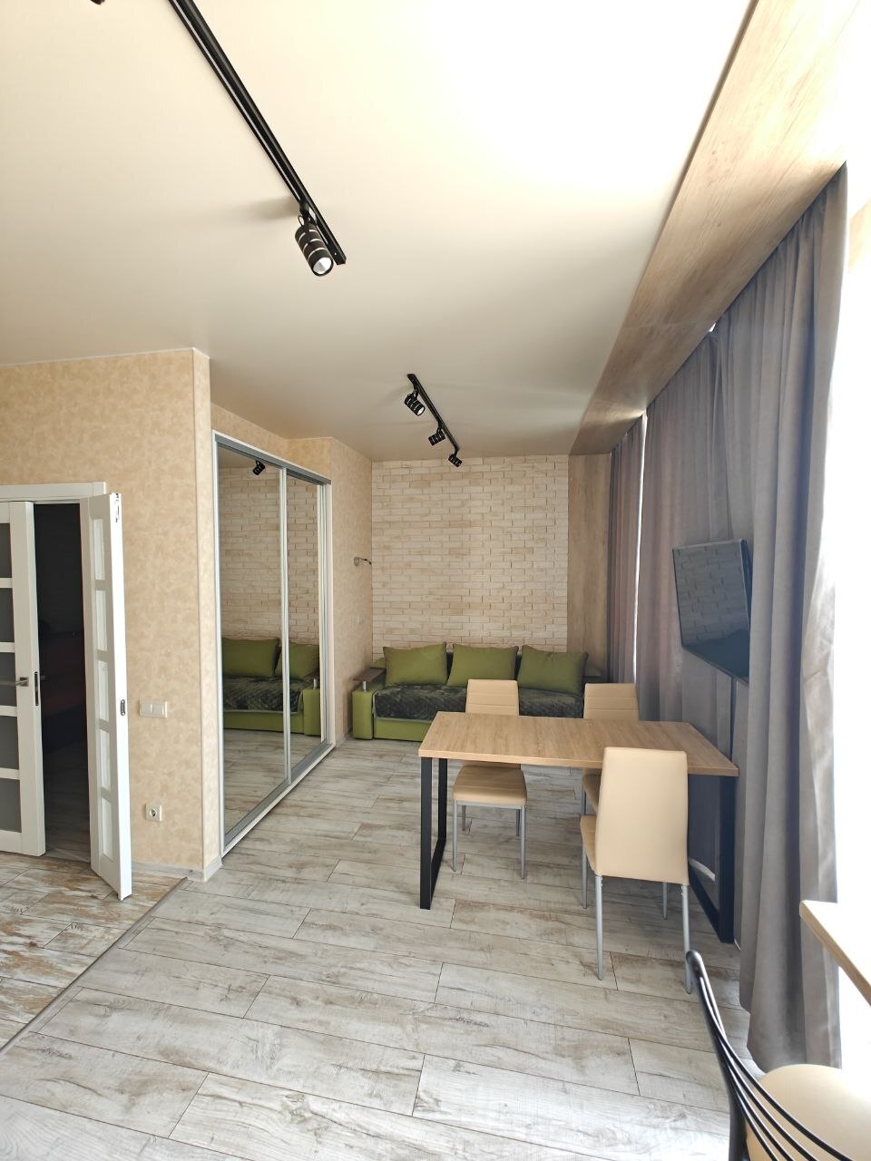 Аренда 2-комнатной квартиры 39 м², Михайловская ул., 8/10