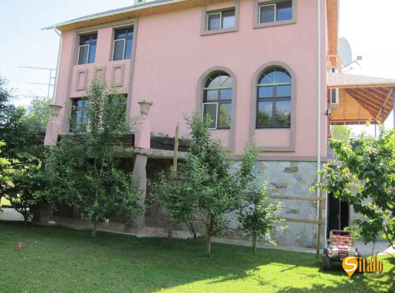Аренда дома 550 м²