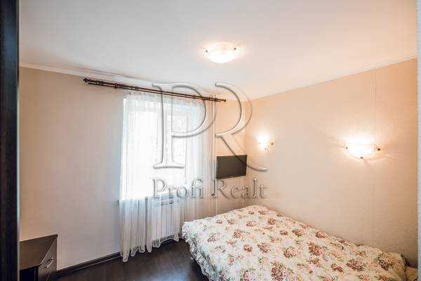 Продаж 3-кімнатної квартири 70 м², Тростянецька вул., 12