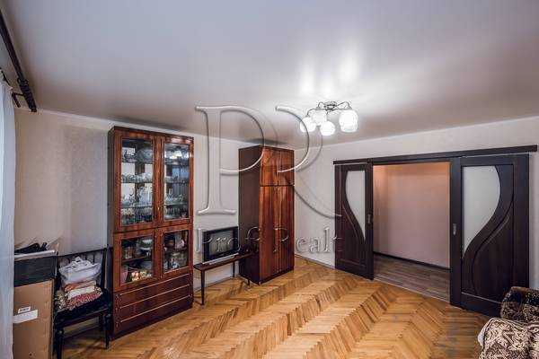 Продаж 3-кімнатної квартири 70 м², Тростянецька вул., 12