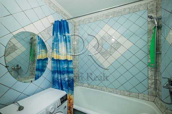 Продаж 3-кімнатної квартири 70 м², Тростянецька вул., 12