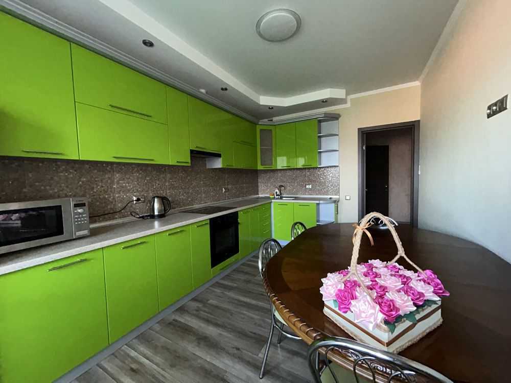 Аренда 1-комнатной квартиры 55 м², Михаила Котельникова ул., Драгоманова, 2б