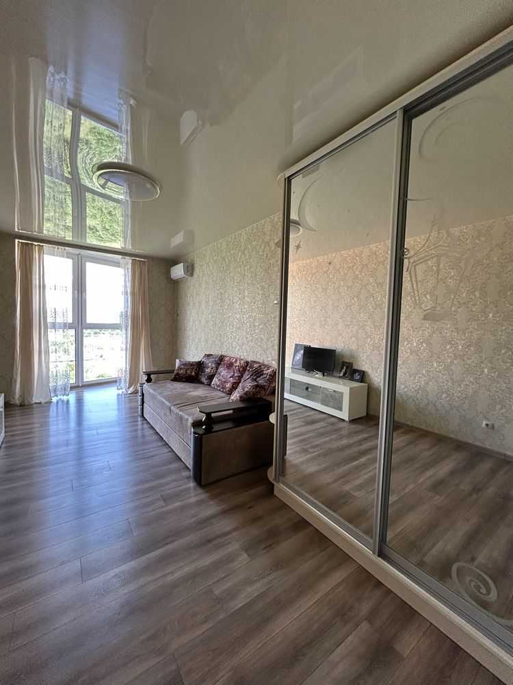Аренда 1-комнатной квартиры 55 м², Михаила Котельникова ул., Драгоманова, 2б