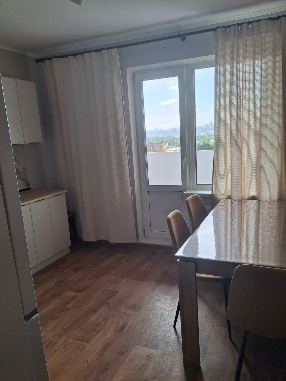 Аренда 1-комнатной квартиры 55 м², Коноплянская ул., 22Б