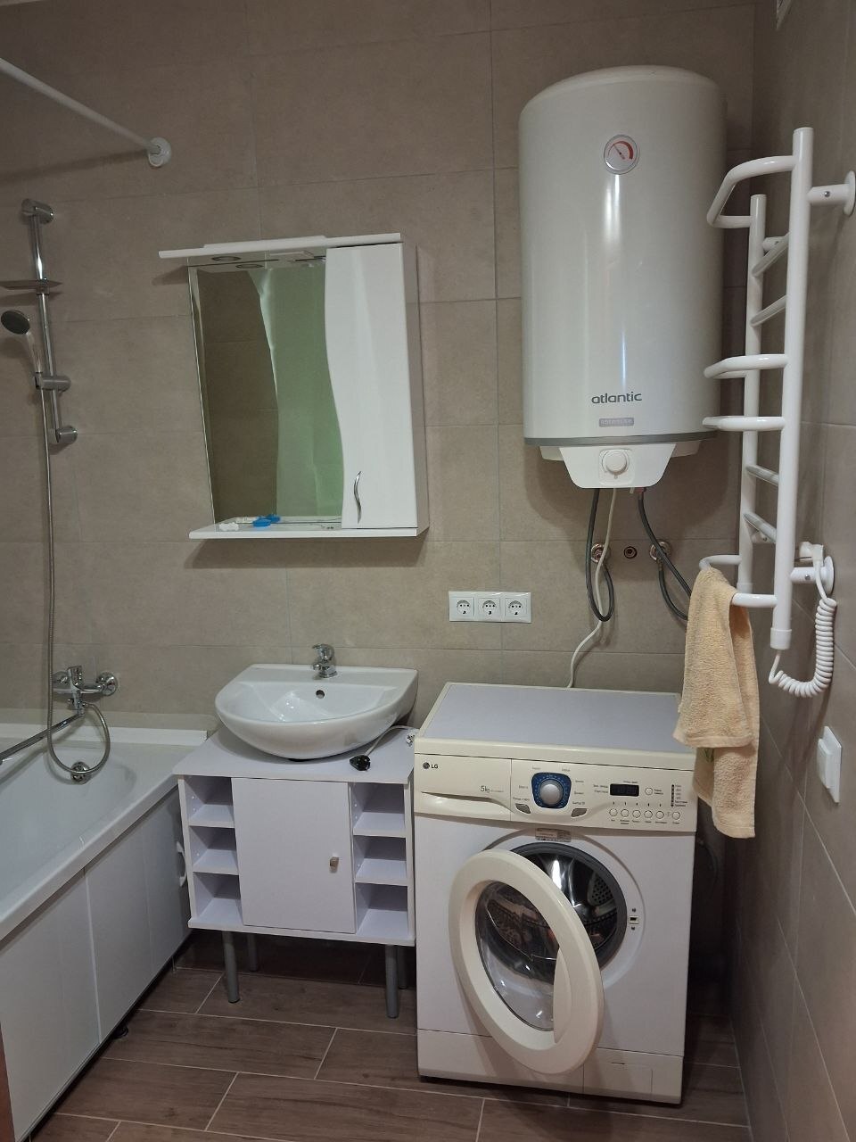 Аренда 1-комнатной квартиры 55 м², Коноплянская ул., 22Б