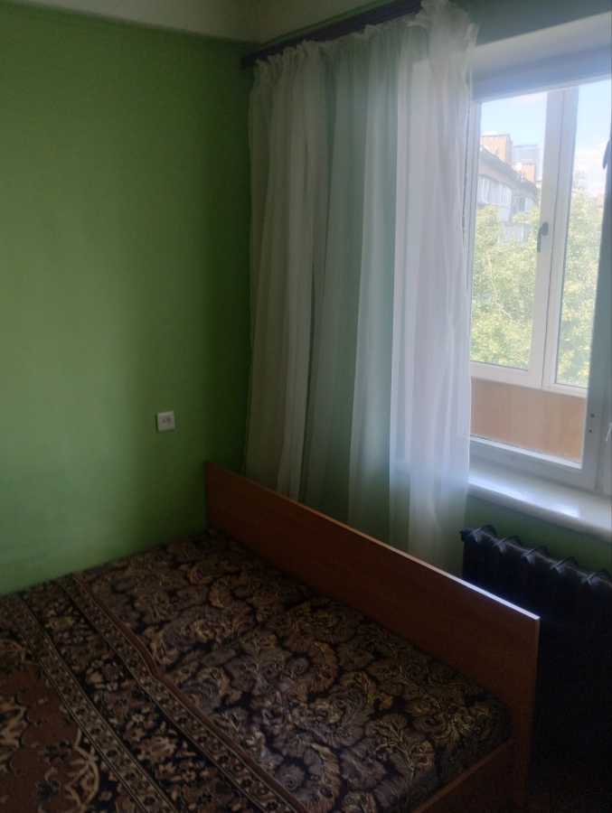Аренда 2-комнатной квартиры 50 м², Евгения Коновальца ул., 35