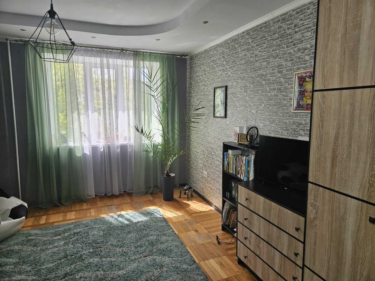 Продажа 3-комнатной квартиры 73 м², Гоголя ул., 52А