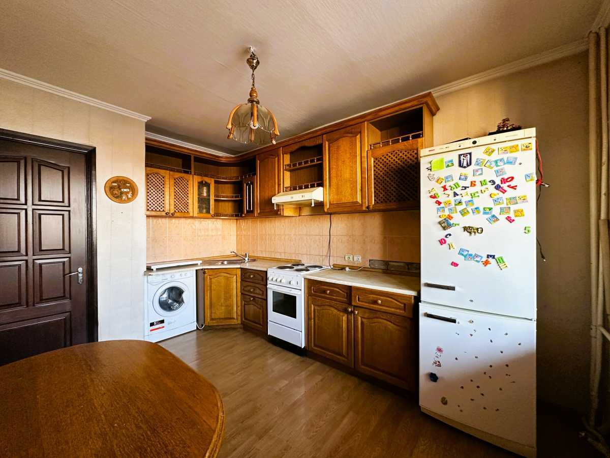 Продажа 2-комнатной квартиры 72 м², Петра Григоренко просп., 38