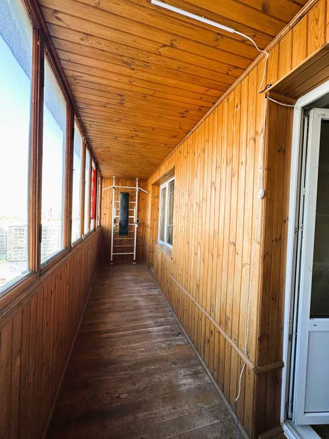 Продажа 2-комнатной квартиры 72 м², Петра Григоренко просп., 38