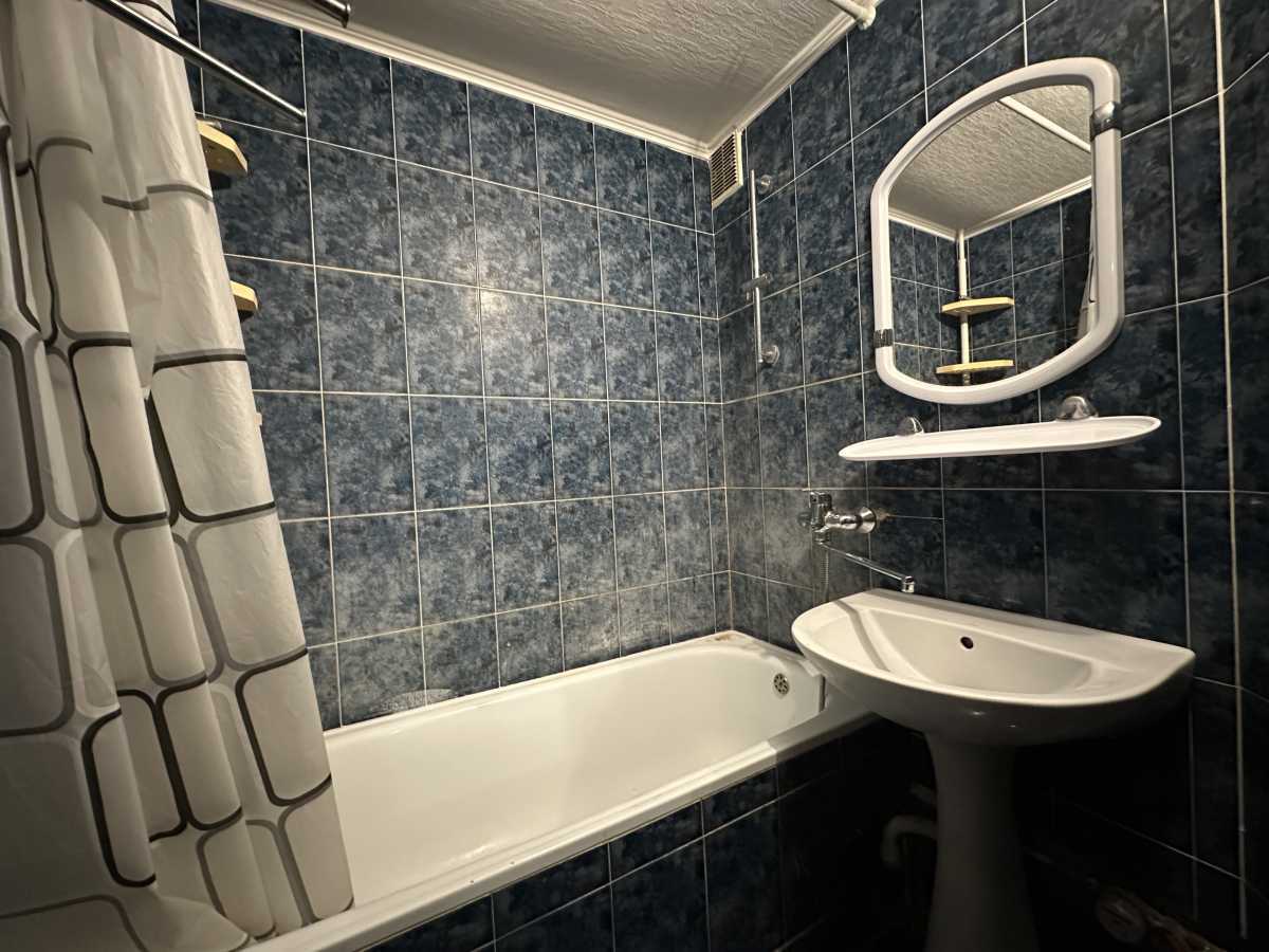 Продажа 2-комнатной квартиры 72 м², Петра Григоренко просп., 38