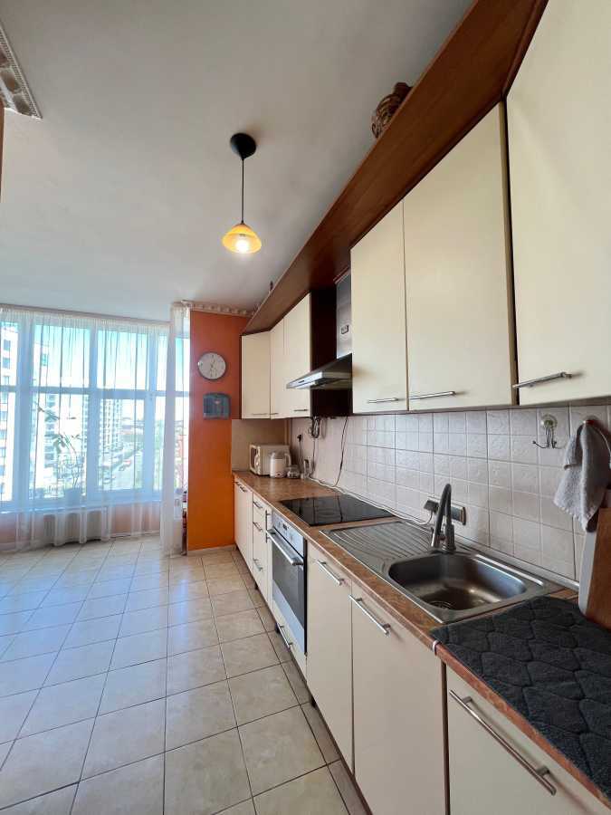Продажа 4-комнатной квартиры 96 м², Максима Кривоноса, 23