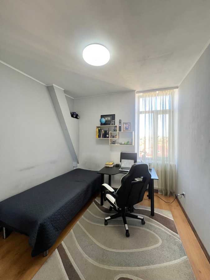 Продажа 4-комнатной квартиры 96 м², Максима Кривоноса, 23