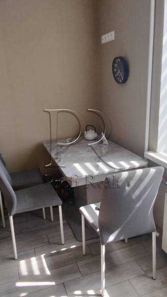 Продаж 1-кімнатної квартири 31 м², Миколи Закревського вул., 63А