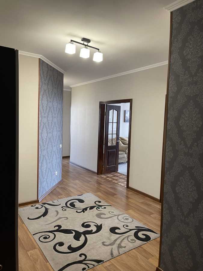Аренда 3-комнатной квартиры 96 м², Анны Ахматовой ул., 18