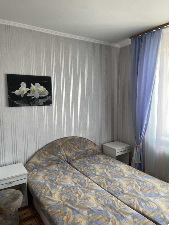Аренда 3-комнатной квартиры 96 м², Анны Ахматовой ул., 18