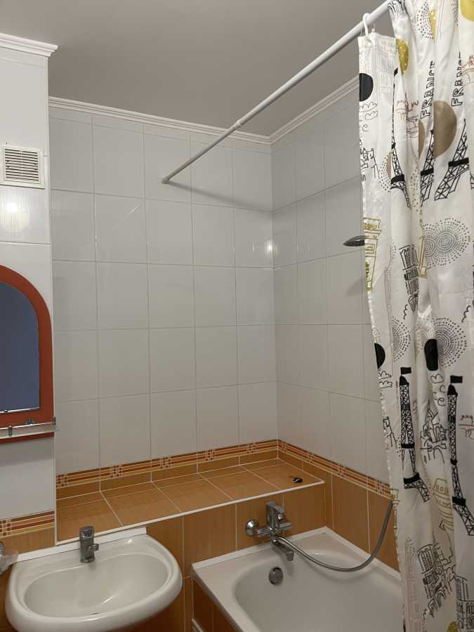 Аренда 3-комнатной квартиры 96 м², Анны Ахматовой ул., 18