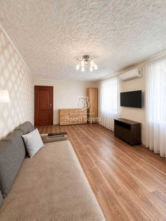 Продаж 1-кімнатної квартири 35.9 м², Яблунська вул., 203А