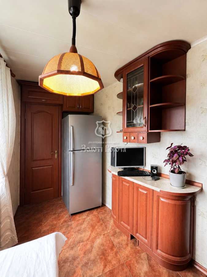 Продаж 1-кімнатної квартири 35.9 м², Яблунська вул., 203А
