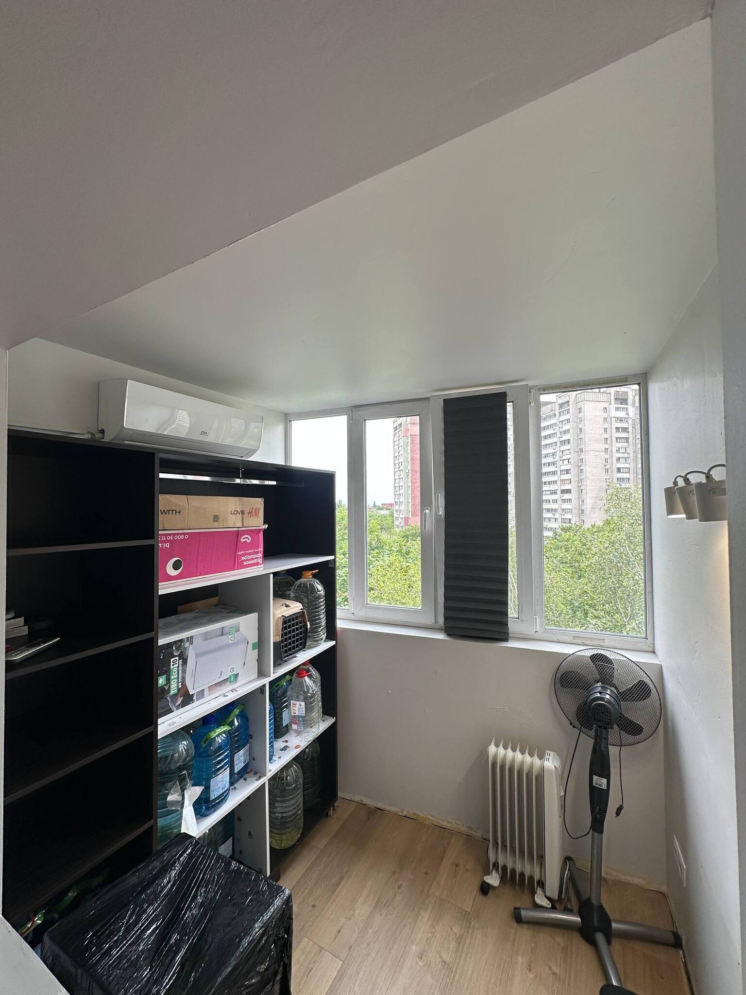 Продажа 3-комнатной квартиры 64 м², Тополь 1 ул., 15