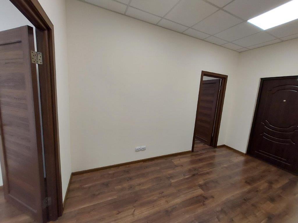 Оренда офісу 86 м², Глибочицька вул., 40