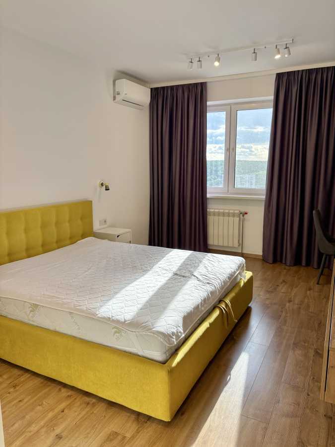 Аренда 1-комнатной квартиры 43 м², Юрия Кондратюка ул., 5