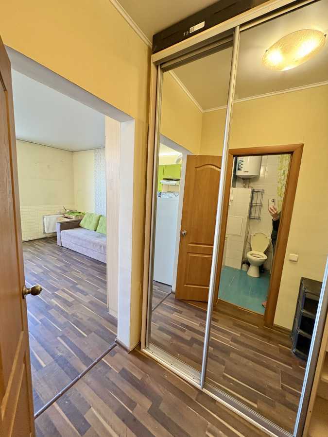 Продаж 1-кімнатної квартири 30 м², Олевська вул., 5