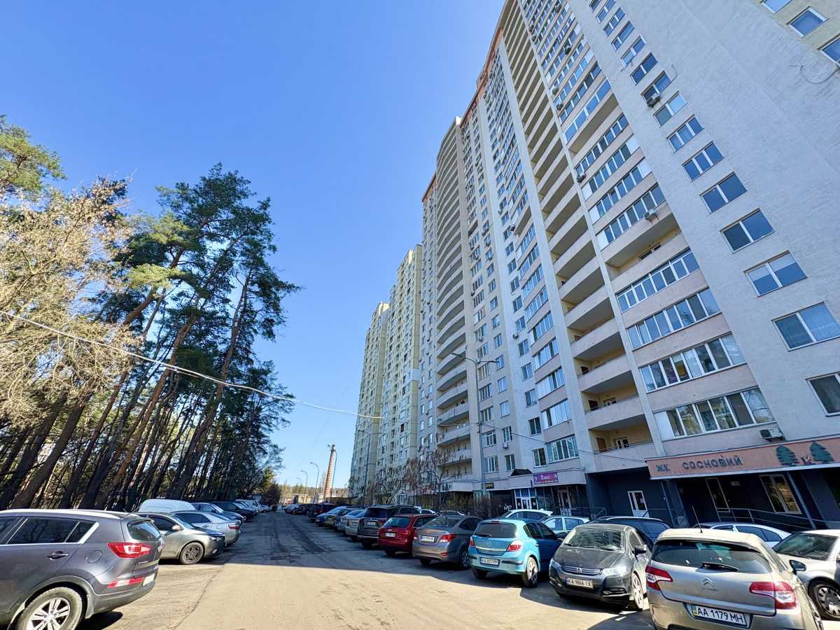 Продаж 1-кімнатної квартири 30 м², Олевська вул., 5