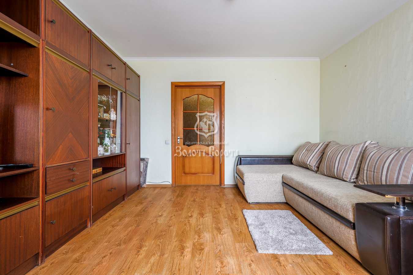 Продаж 2-кімнатної квартири 54 м², Калачівська вул., 9