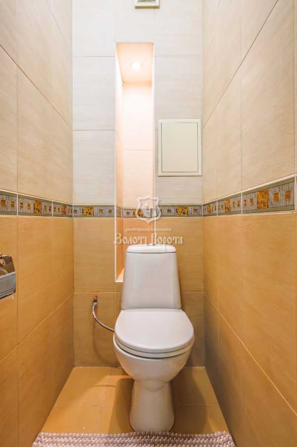 Продаж 2-кімнатної квартири 54 м², Калачівська вул., 9