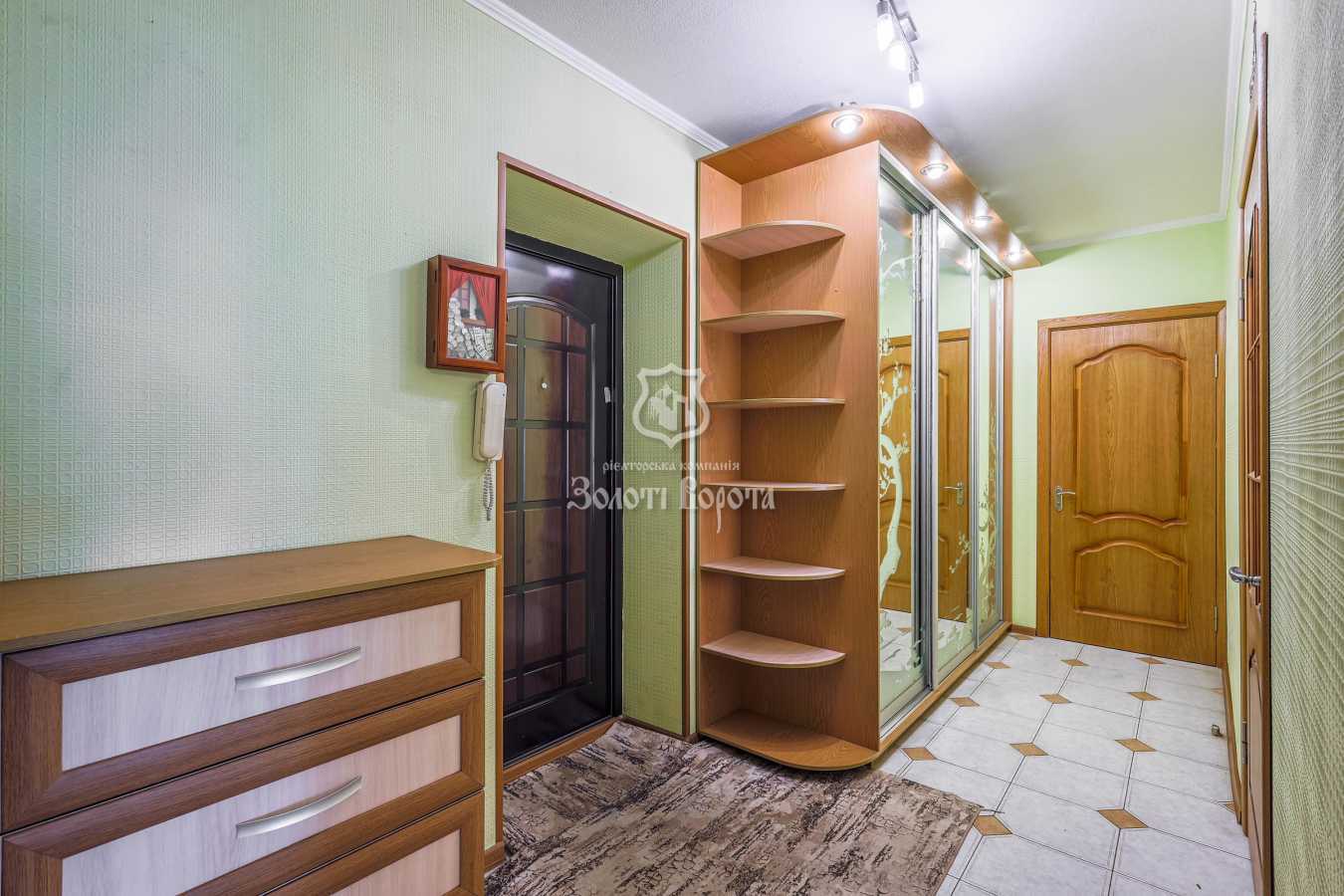 Продаж 2-кімнатної квартири 54 м², Калачівська вул., 9