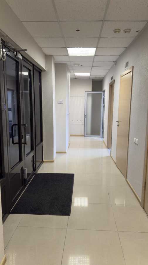 Оренда офісу 320 м², Володимира Антоновича вул., 172