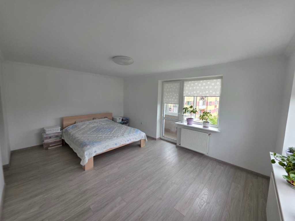 Продажа 4-комнатной квартиры 130 м², Ивасюка ул.