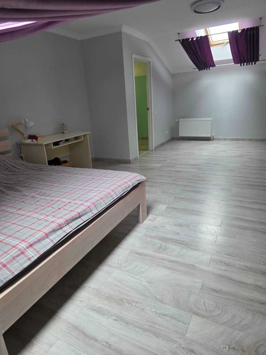 Продажа 4-комнатной квартиры 130 м², Ивасюка ул.