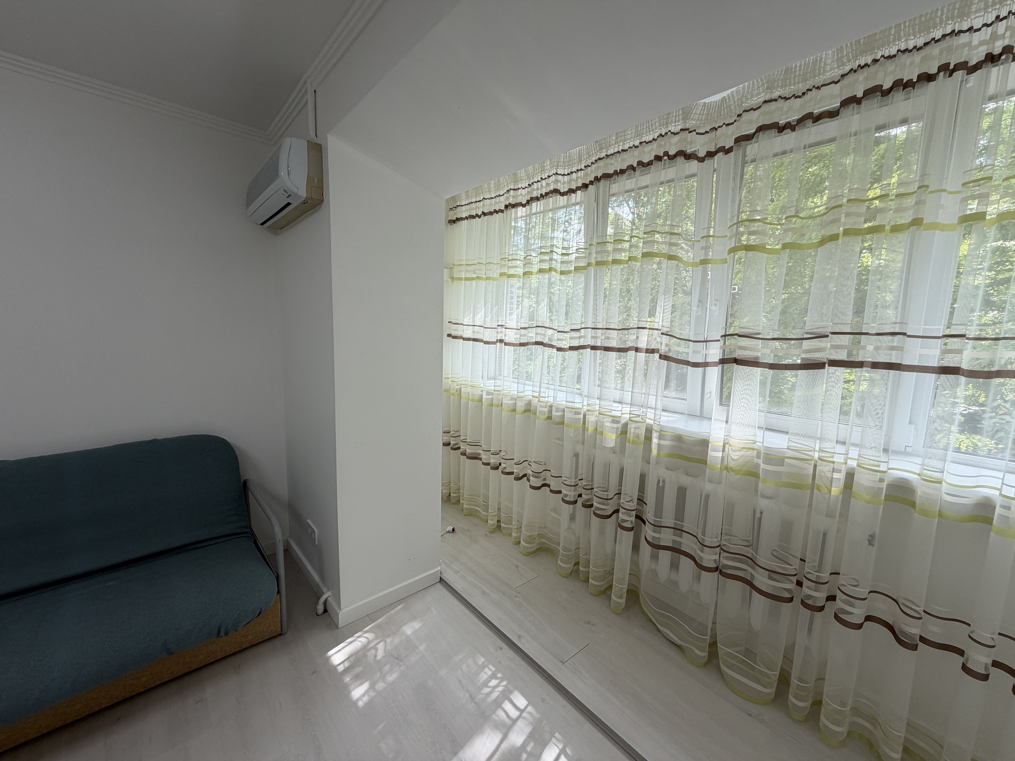 Продажа 3-комнатной квартиры 67 м², Покровская пл., вул.,25