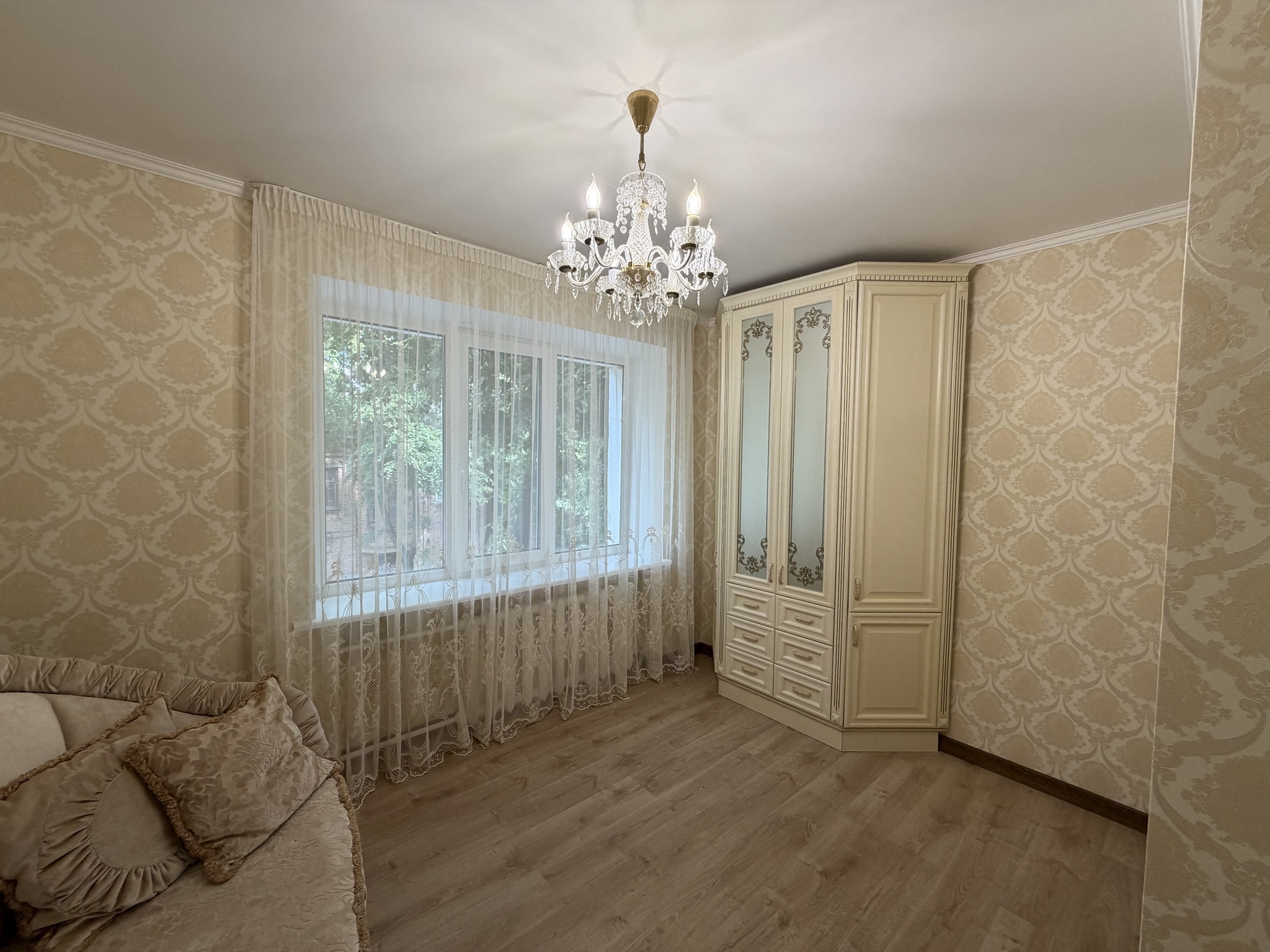 Продажа 3-комнатной квартиры 67 м², Покровская пл., вул.,25
