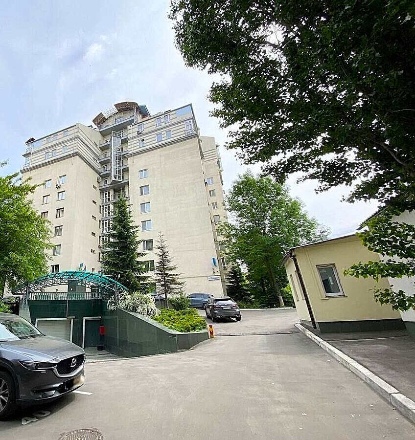 Продажа 4-комнатной квартиры 120 м², Ивана Франко ул.