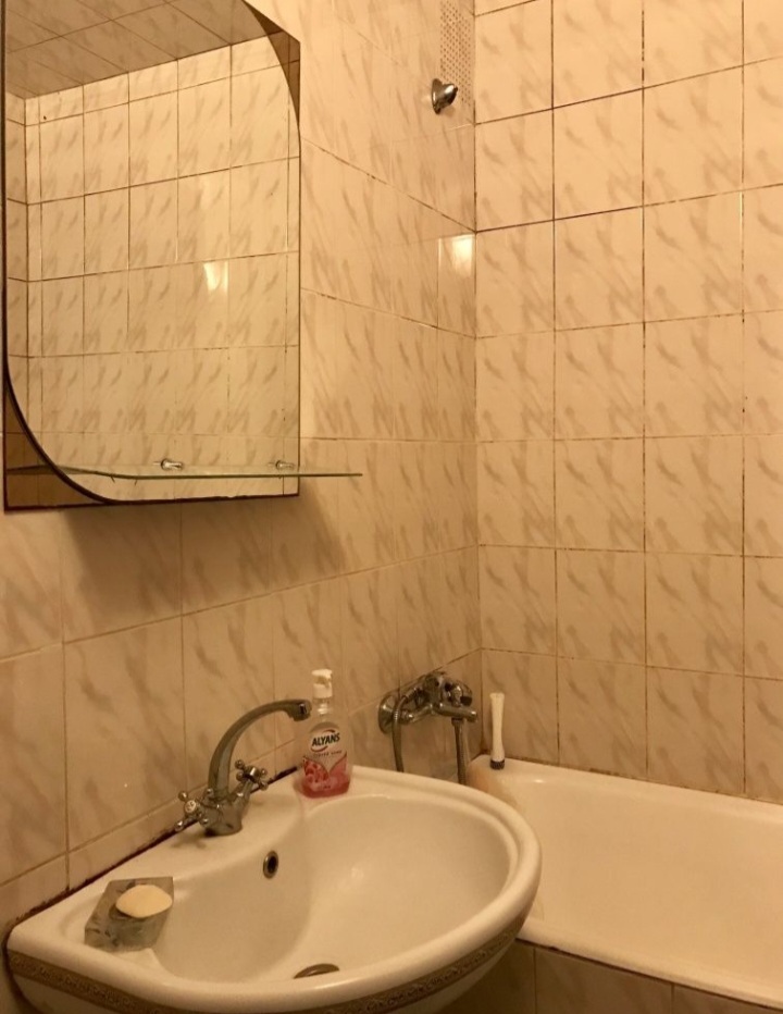 3-комнатная квартира посуточно 64 м², 1-го Мая ул., 8А