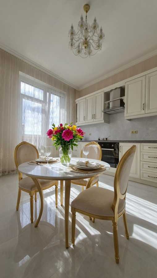 Продаж 2-кімнатної квартири 82 м², Михайла Донця вул., Ломоносова, 73Г