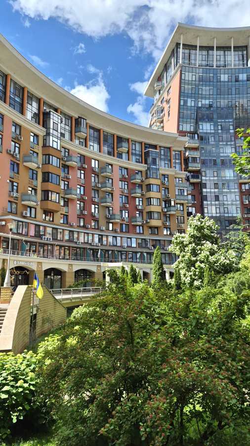 Продаж 2-кімнатної квартири 82 м², Михайла Донця вул., Ломоносова, 73Г